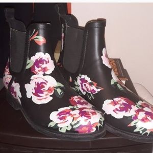 Rouela rain boots